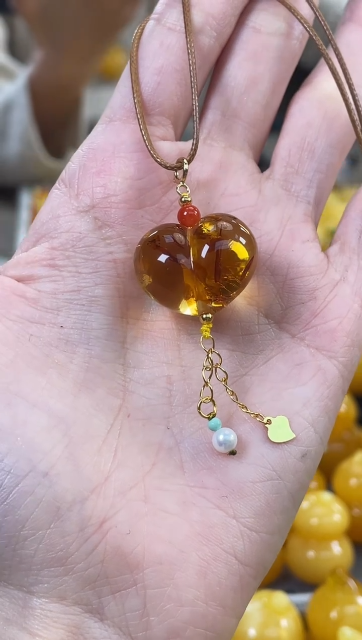 裸石琥珀未镶嵌J5