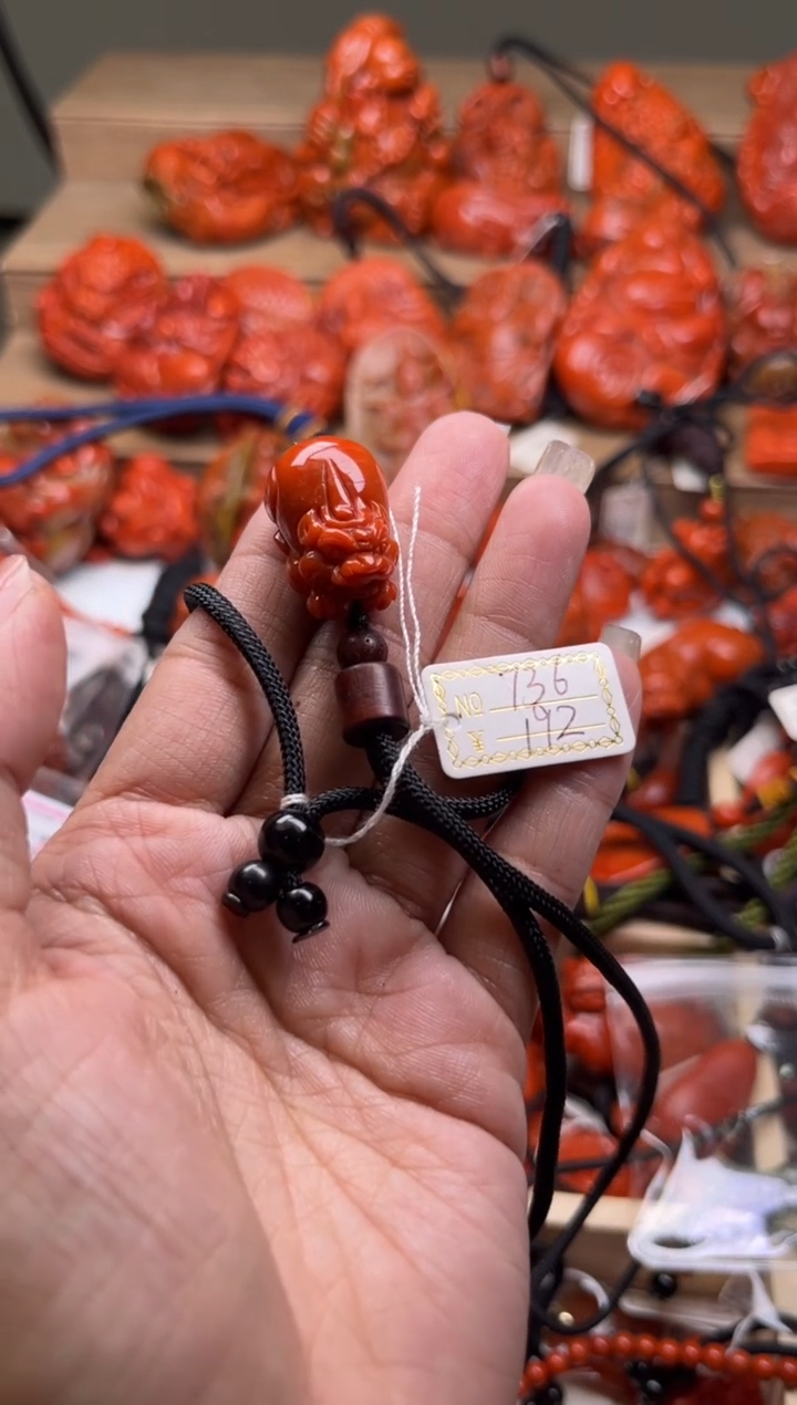 【闪购商品】南红玛瑙珠宝奇石未镶嵌736