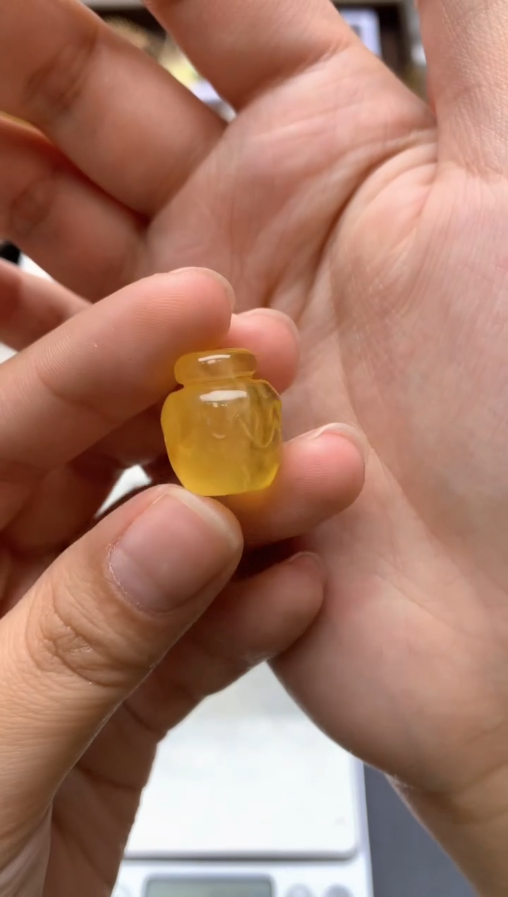 【闪购商品】琥珀珠宝奇石未镶嵌056琥珀蜜蜡花粉有纹小坑介意勿拍