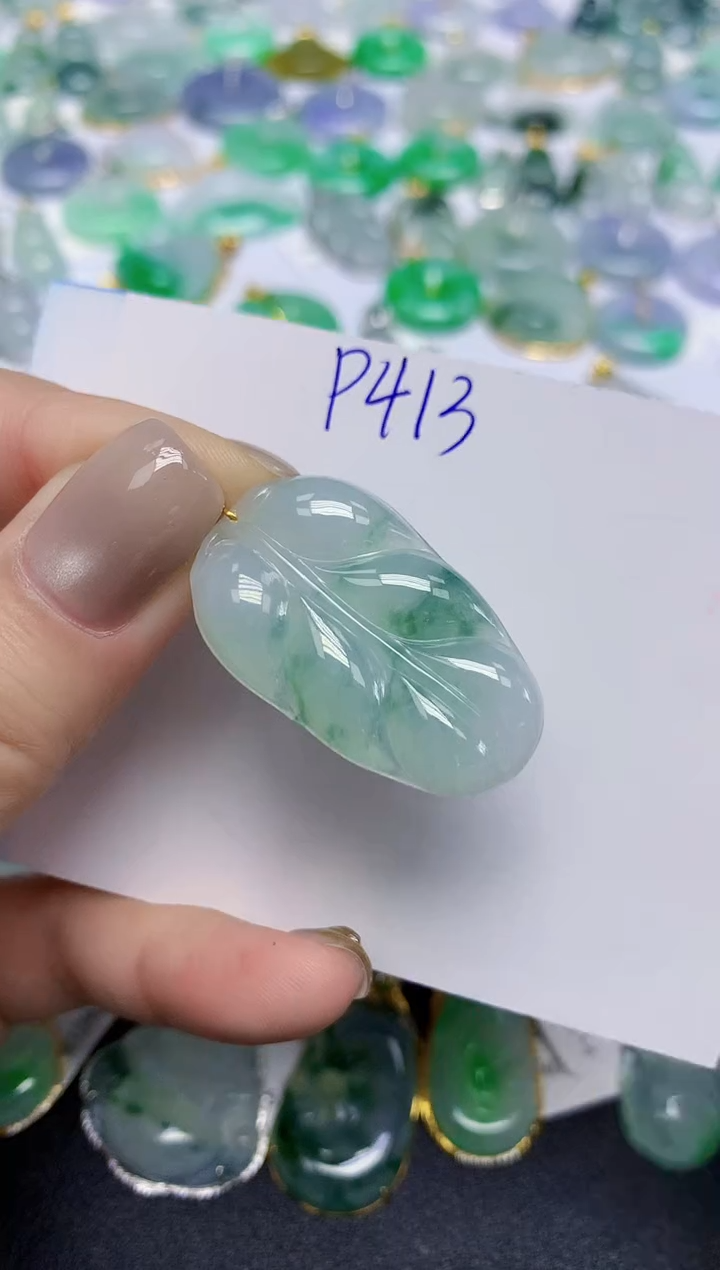 颈饰18K金镶嵌翡翠天然缅甸翡翠A货翡翠百元以上9元证书费自理