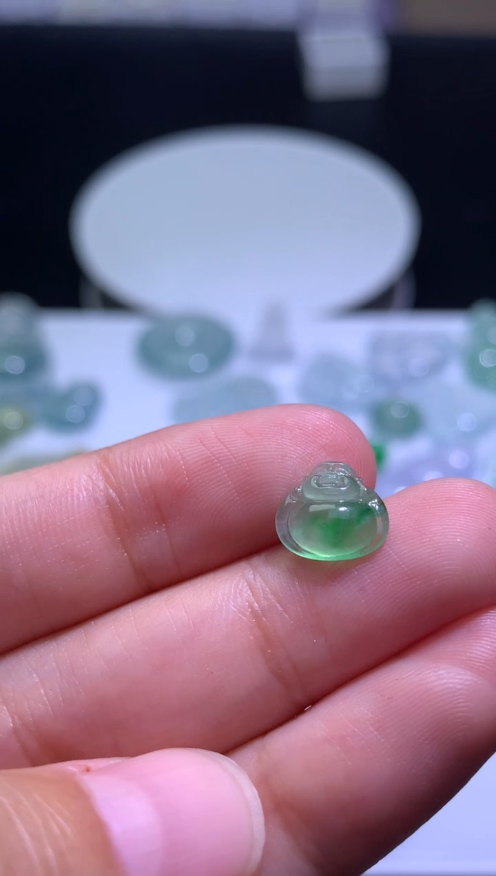 定制翡翠未镶嵌毛货