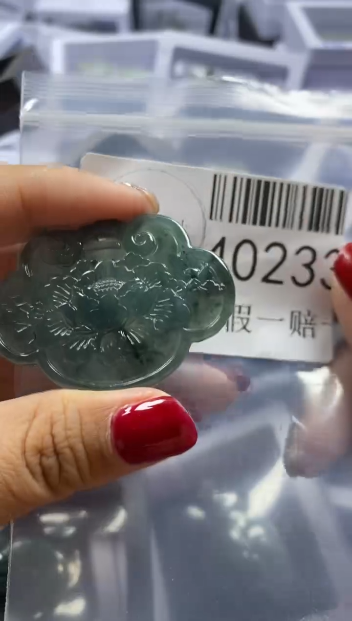 【闪购商品】翡翠吊坠(不含链)未镶嵌40233