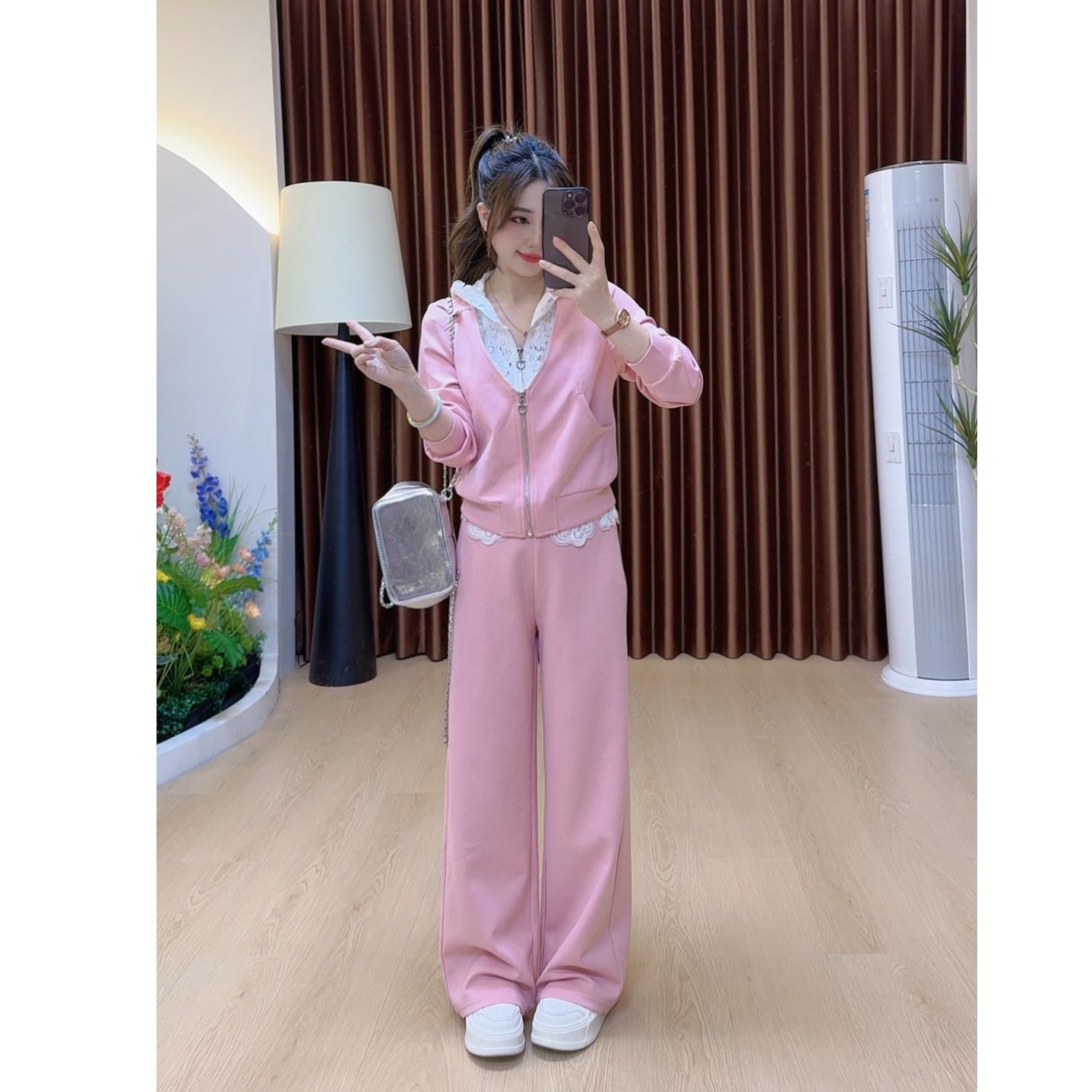 奈奈妮【快乐永动机】春季时尚套装连帽休闲显瘦运动减龄9057