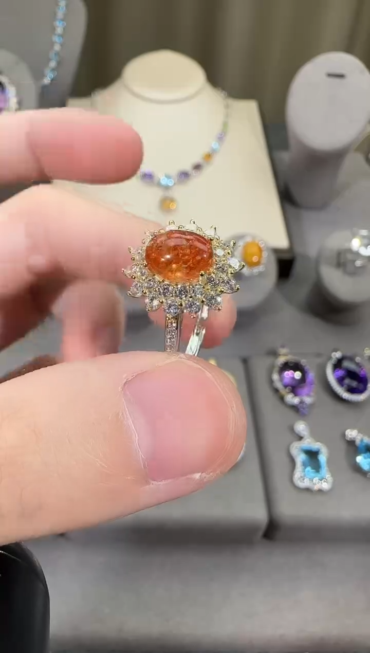 银S925镶嵌戒指日光石9*7mm戒指金太阳