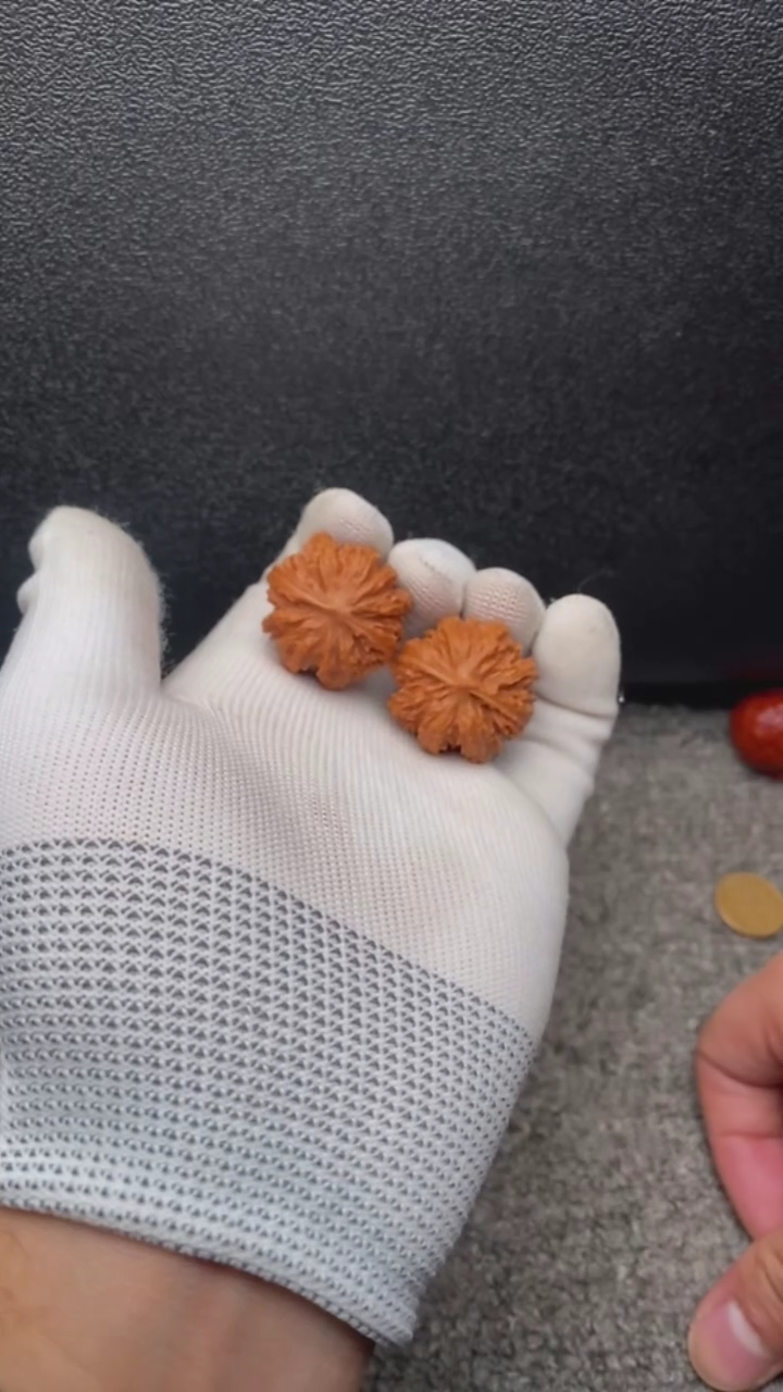 【闪购商品】文玩核桃把件磨盘八棱