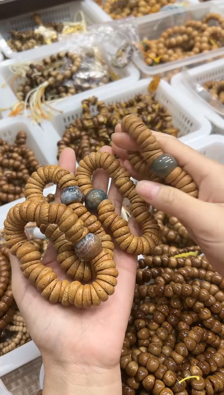 手串桃核卡14mm左右 寒露密 蒜瓣大肠 【多样发1】