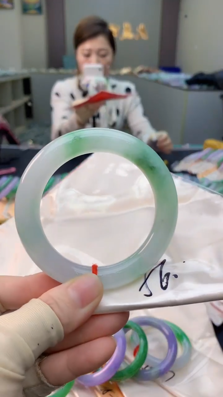 未镶嵌手镯翡翠1070886787