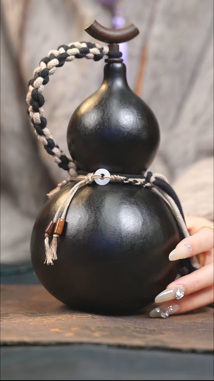 【闪购商品】XQ202大漆酒葫芦不包手串及旋转底座