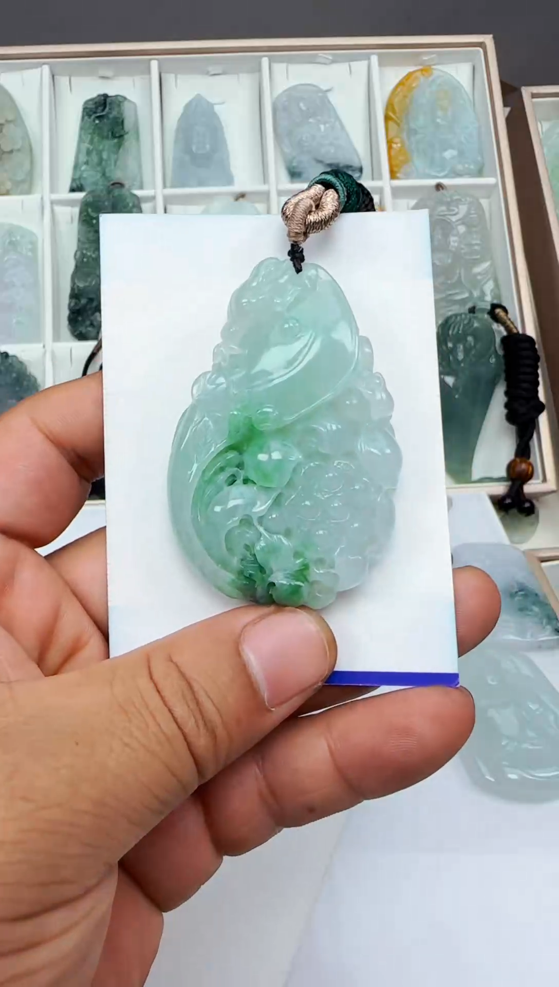 【闪购商品】翡翠颈饰未镶嵌缅甸天然A货翡翠