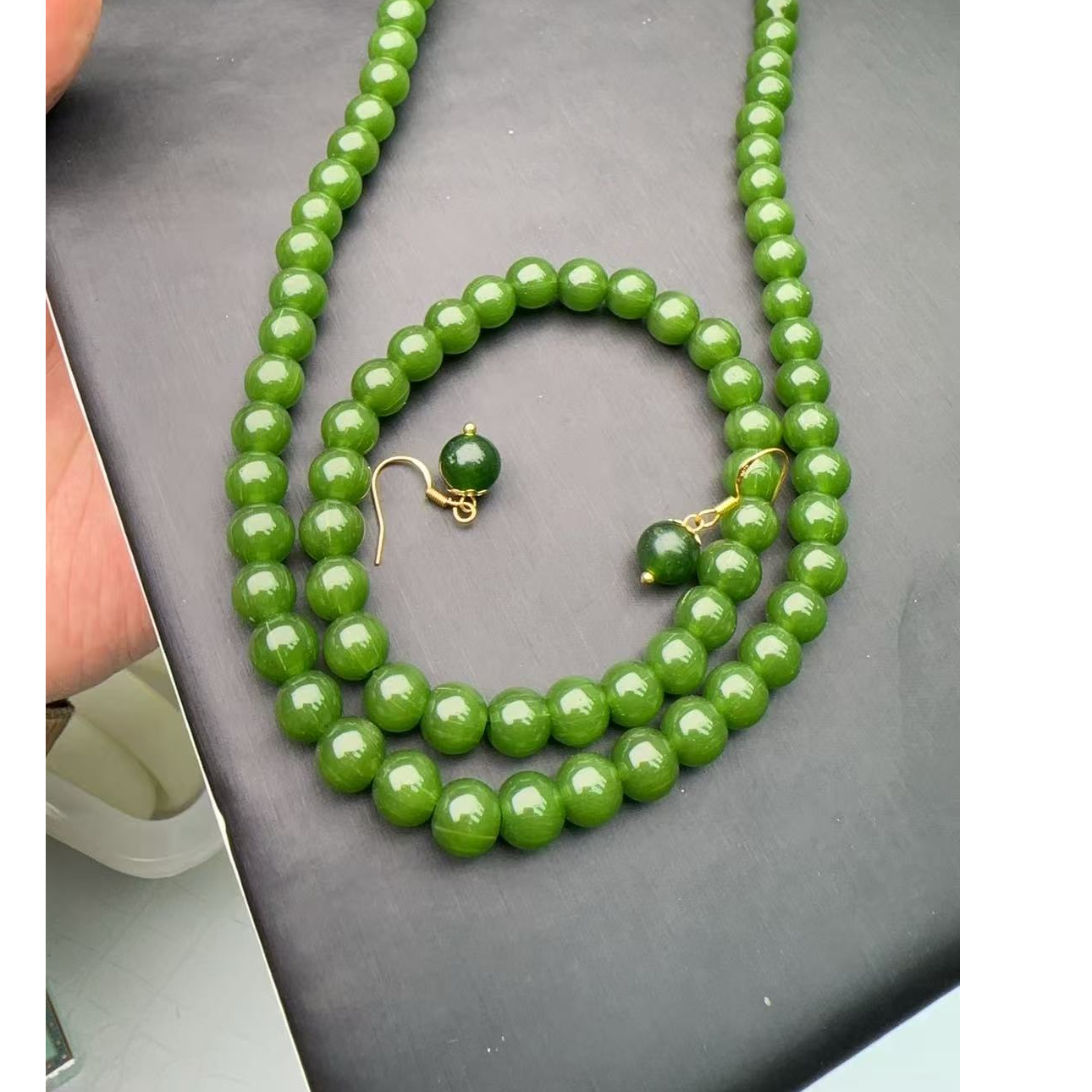 B02和田玉碧玉手串+耳饰+项链3件套