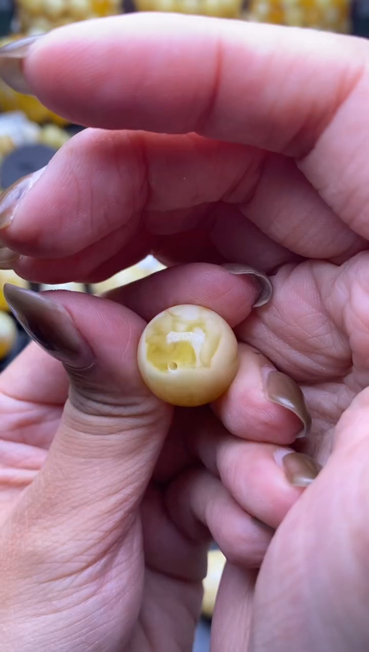 【闪购商品】琥珀裸石未镶嵌大小姐珠宝严选146