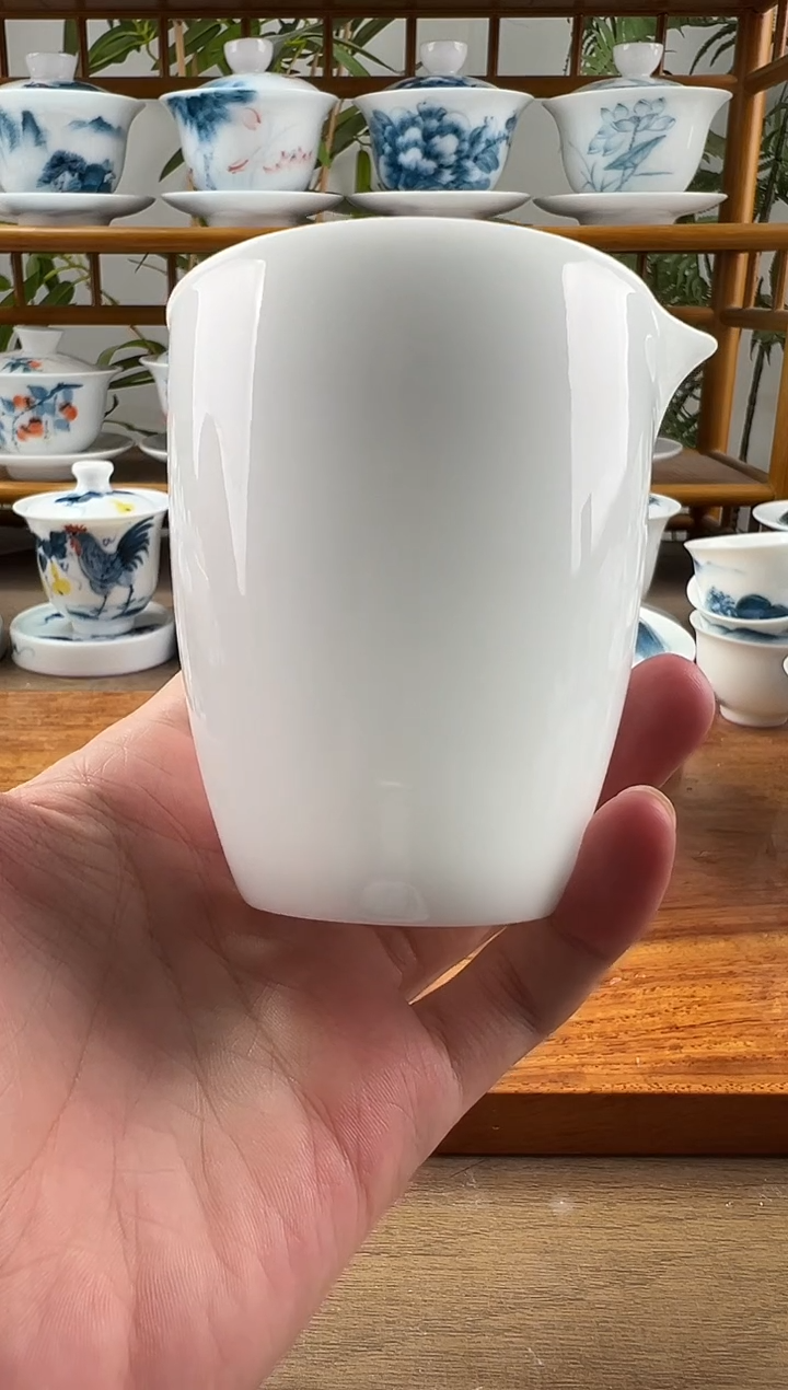 高冰纯白小公道杯