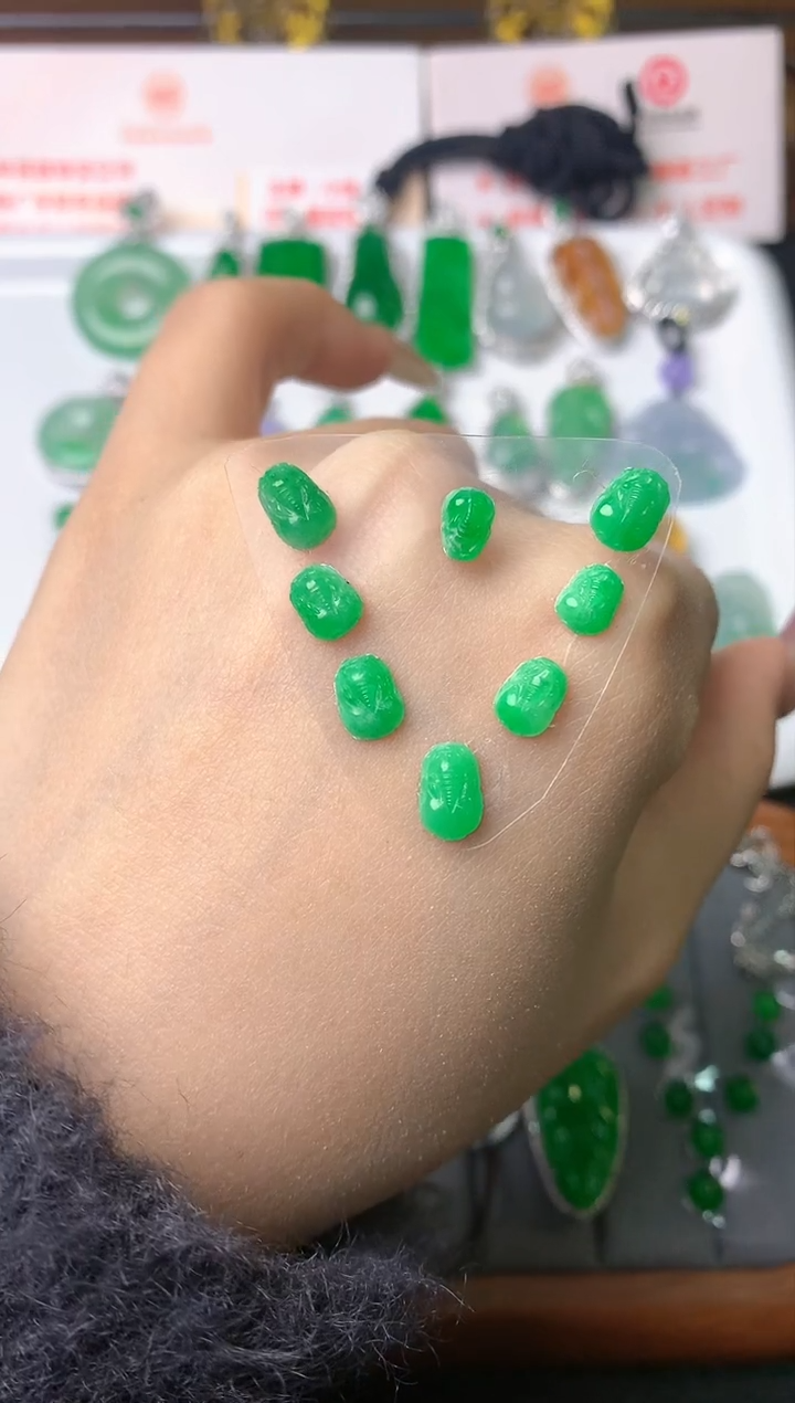 【闪购商品】定制翡翠未镶嵌裸石（镶嵌定制）