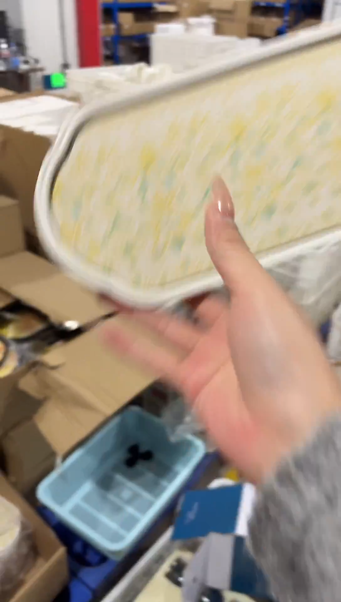 素素直播间闪购清仓