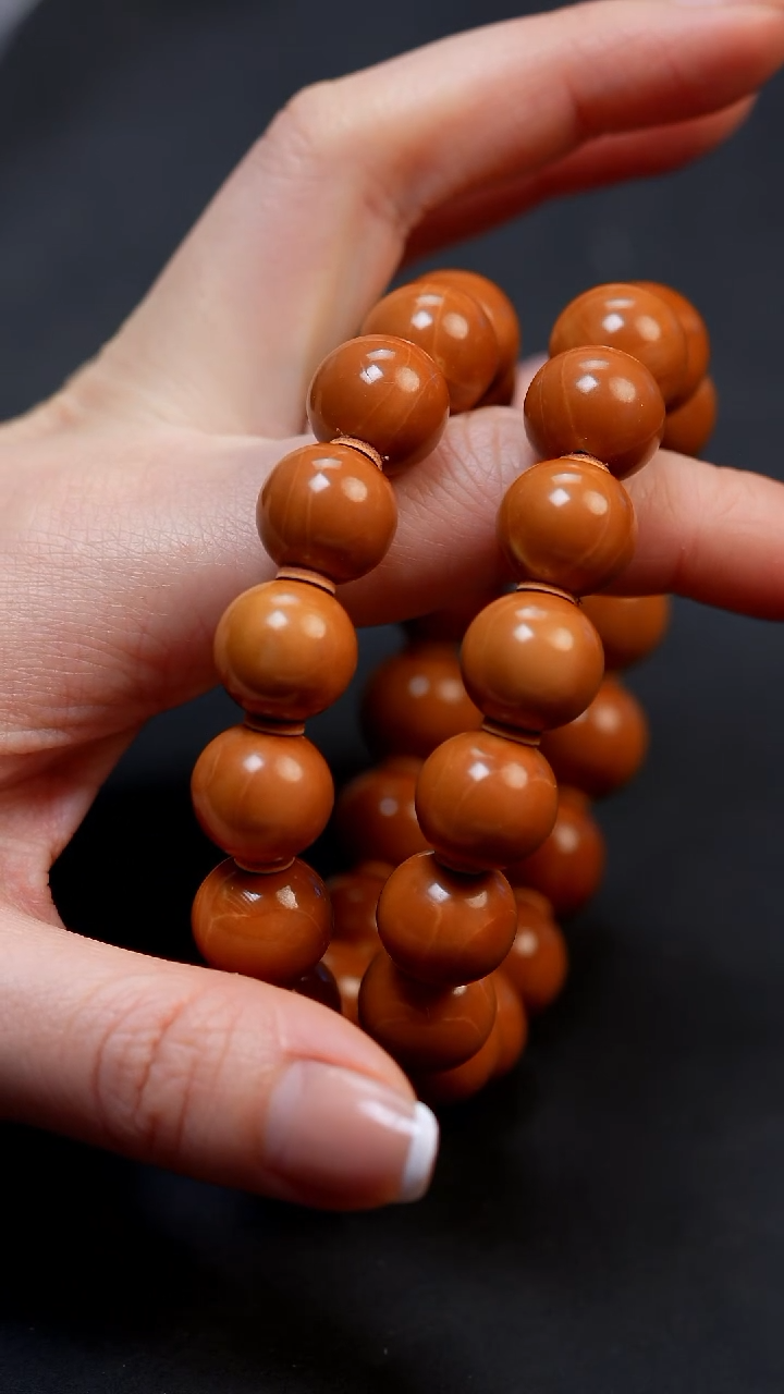 【闪购商品】橄榄核手串正圆光珠