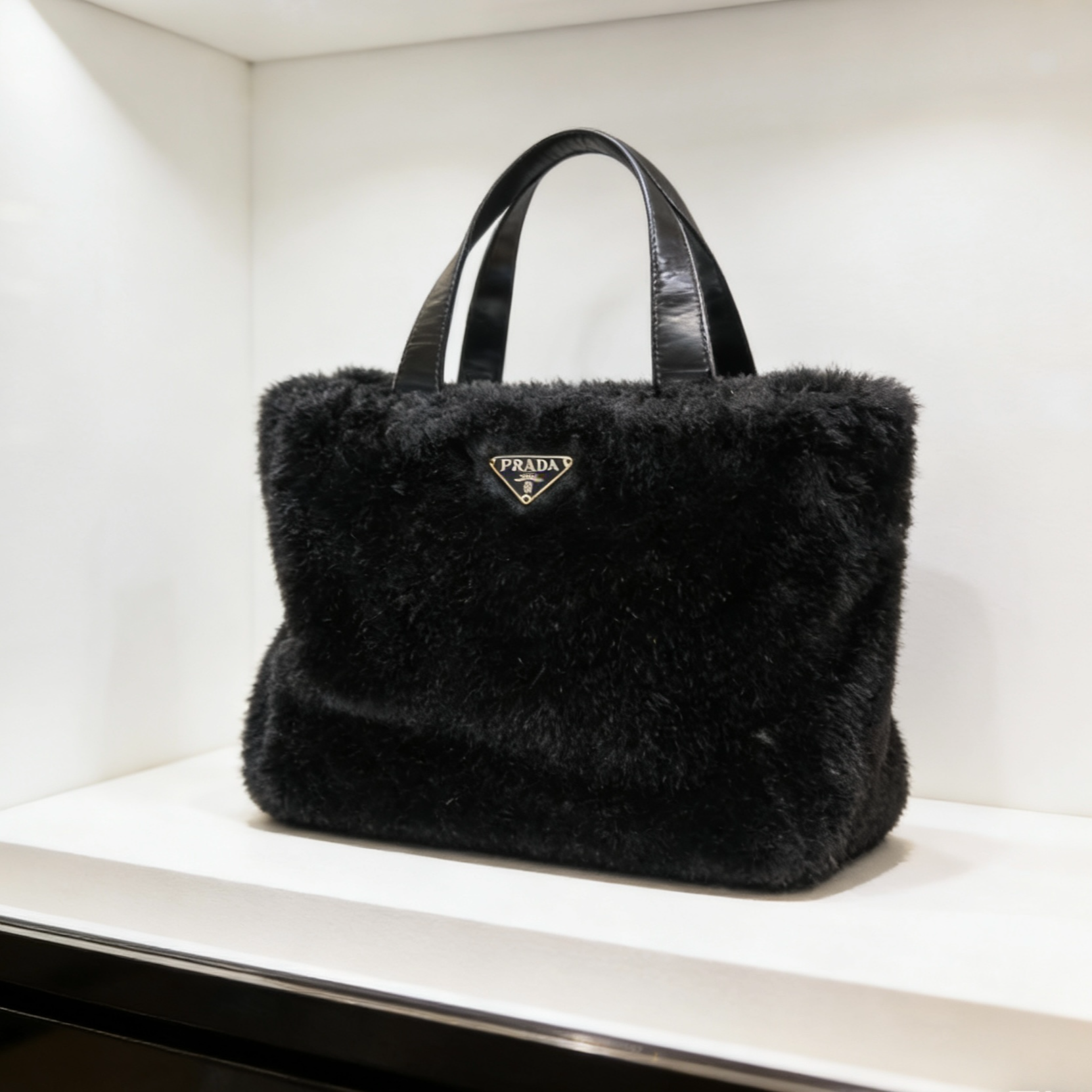 99新 Prada/普拉达 经典三角logo百搭毛绒托特包 /csy114