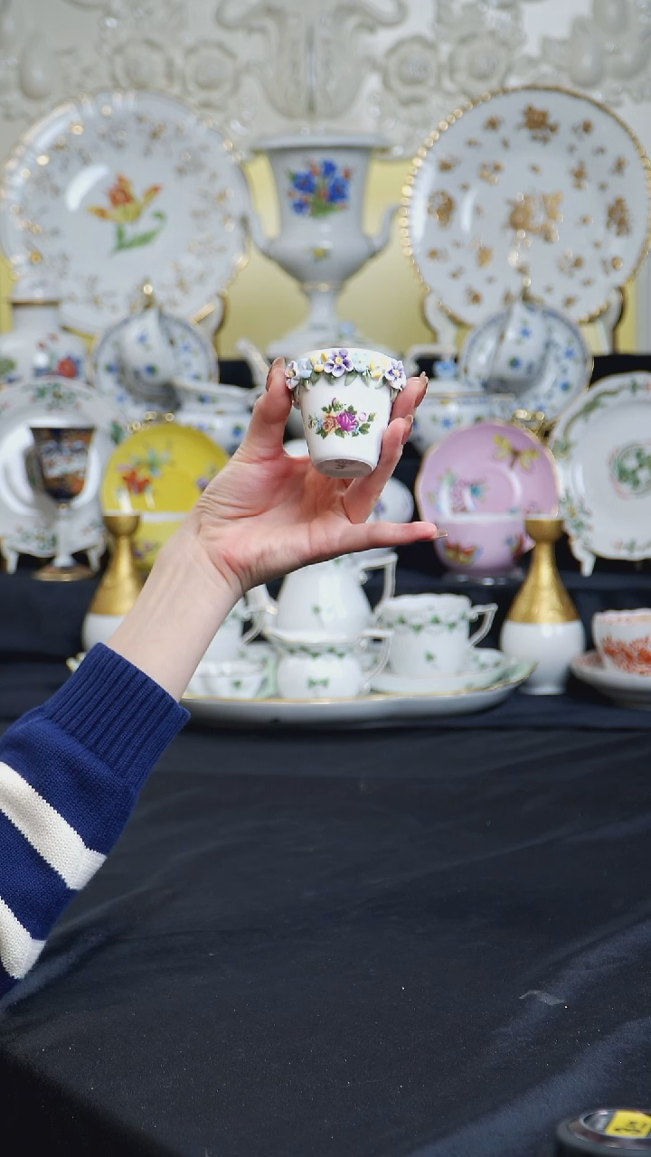 骨瓷婷婷中古器物如图所示17