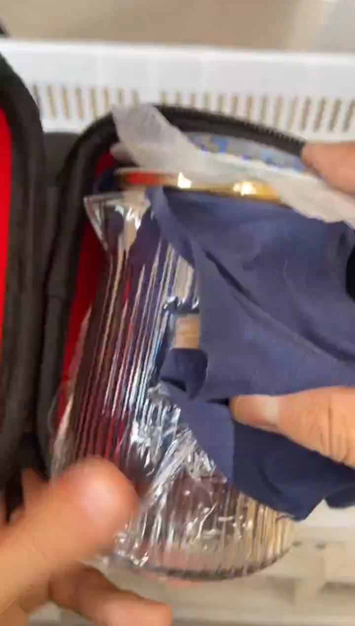 杯无运费险有瑕疵的摄影的产品有使用过的痕迹有点脏介意勿拍