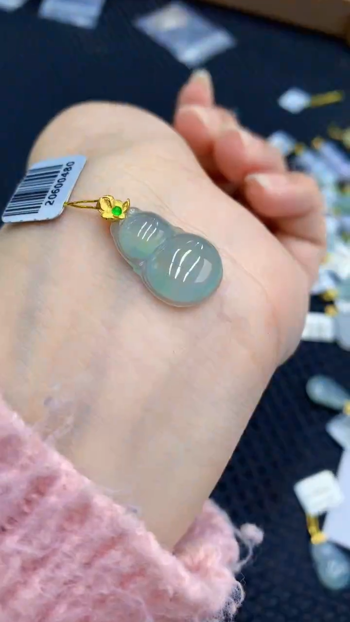 【闪购商品】翡翠颈饰18K金镶嵌            8