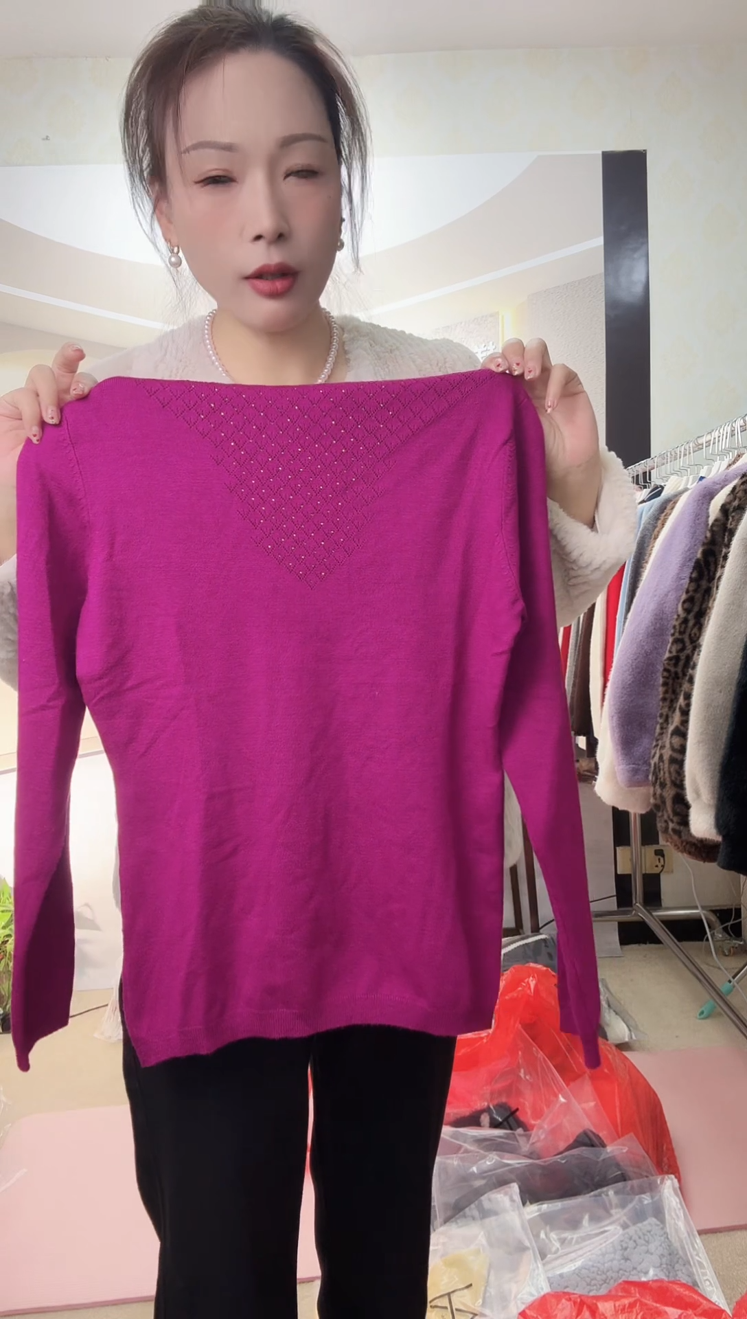 ?****?粉色打底衫8888