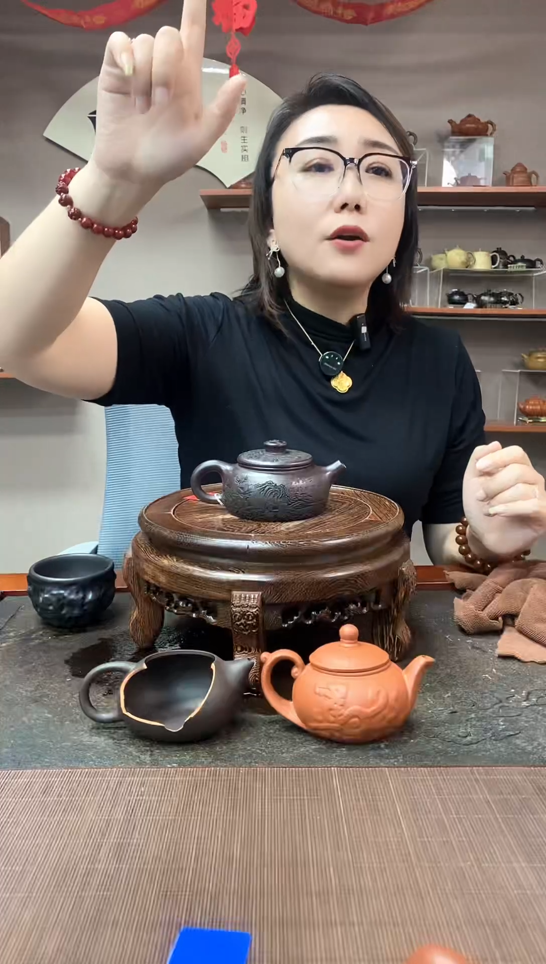 茶壶紫砂花开富贵福运扁韵 赤龙血砂 范俊美