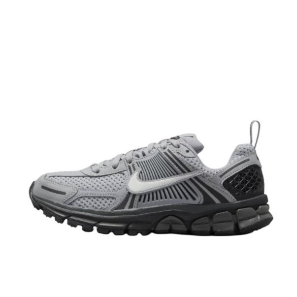 【滔搏联动】Nike VOMERO 5 潮流运动 防滑跑步鞋 HV6421-001