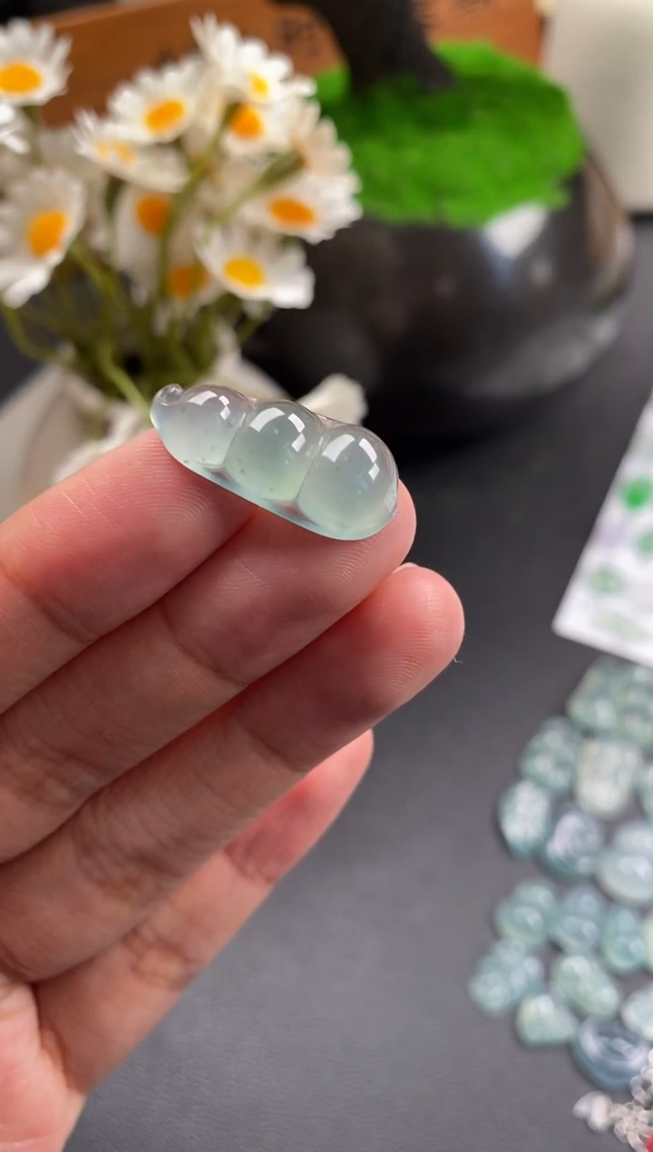 散珠翡翠冰种福豆