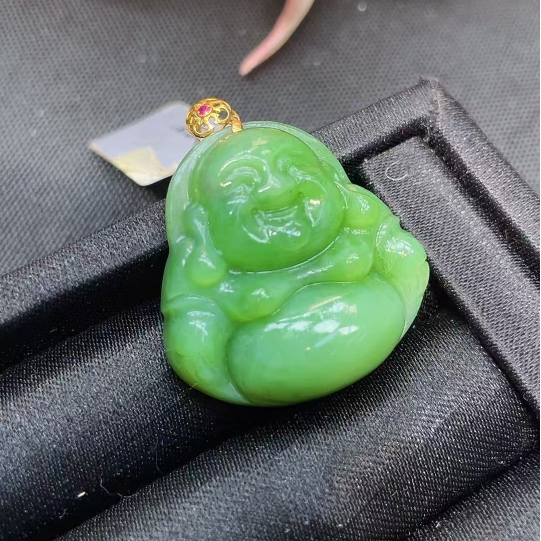【年中大促】18K金和田玉扣头佛公9吊坠丨多样性发一