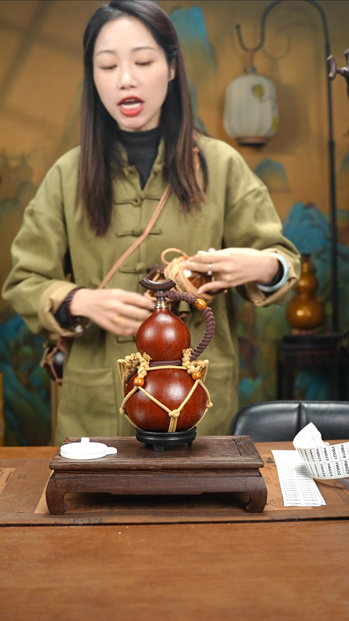 YW013复古网兜款天然酒葫芦（一物一拍）