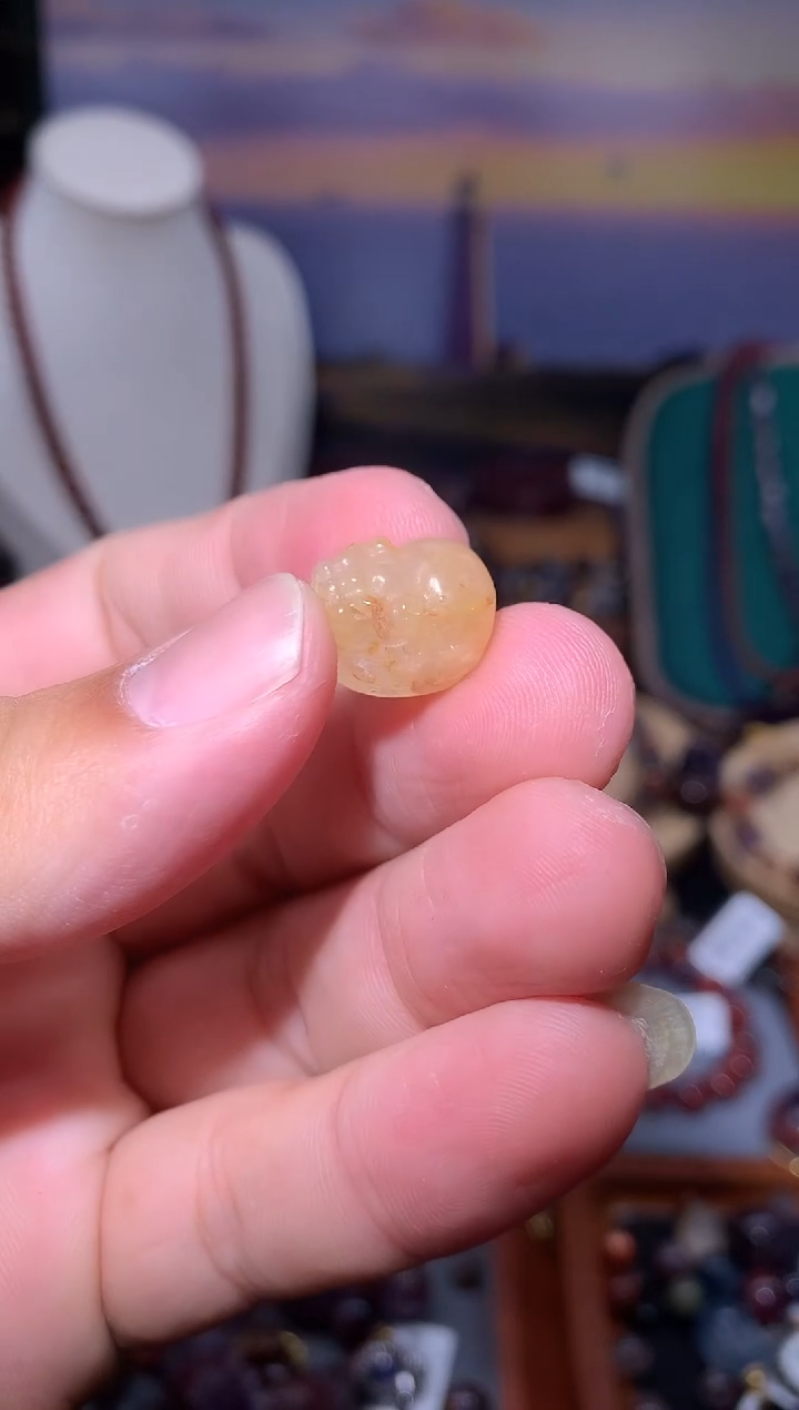 未镶嵌珠宝半成品水晶胶花貔貅单颗