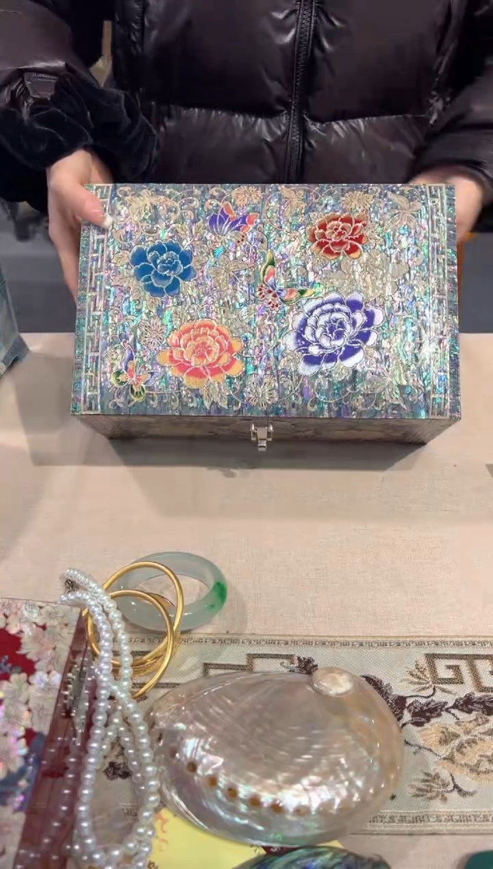 【闪购商品】紫底·弘贝雅螺钿漆器文化馆
