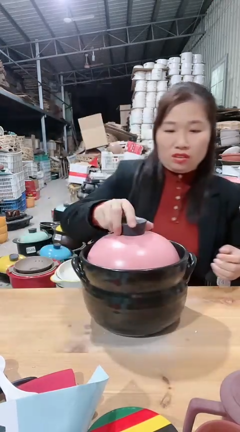 【闪购商品】476瑕疵黑锅带盖，，