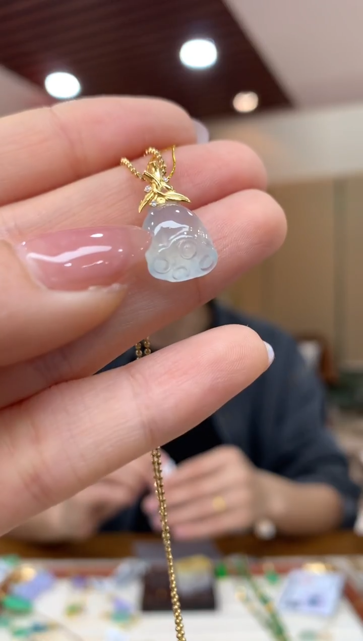 吊坠(不含链)18K金镶嵌翡翠莲蓬
