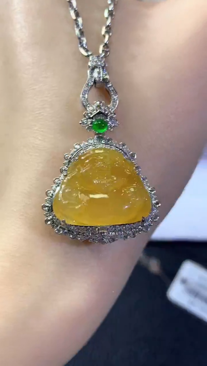 吊坠(不含链)18K金镶嵌翡翠冬日珠宝W74