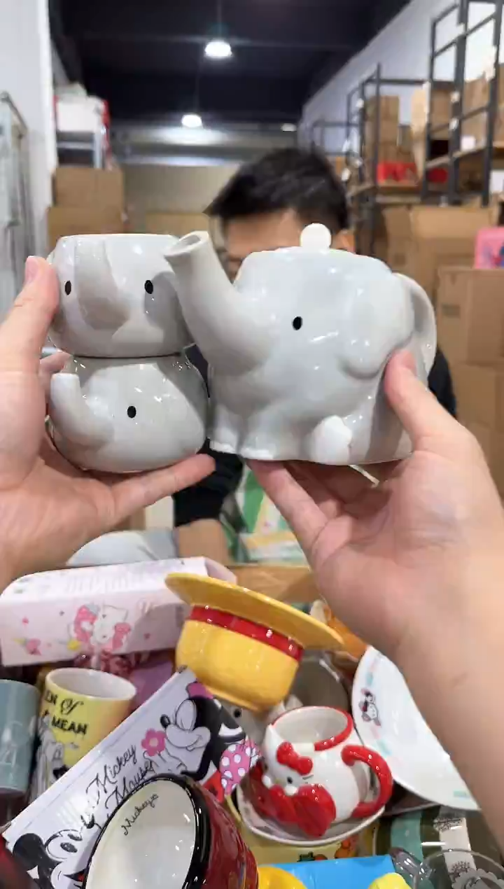 瓷片原盒大象茶壶套组