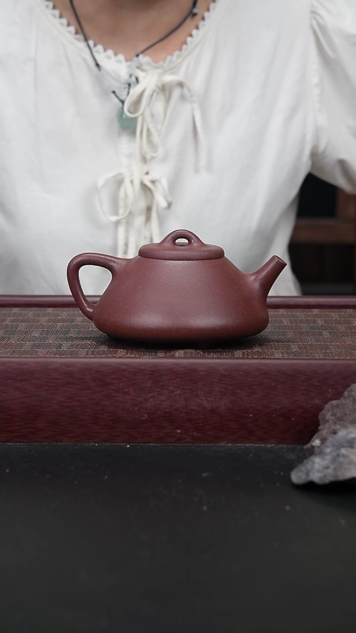 茶壶紫砂zqq ZQ底槽青 子冶石瓢240CC