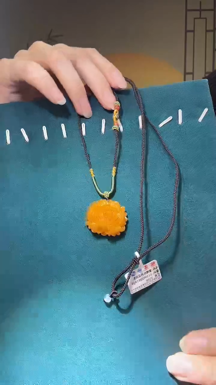 【闪购商品】琥珀裸石未镶嵌G3333天然蜜蜡