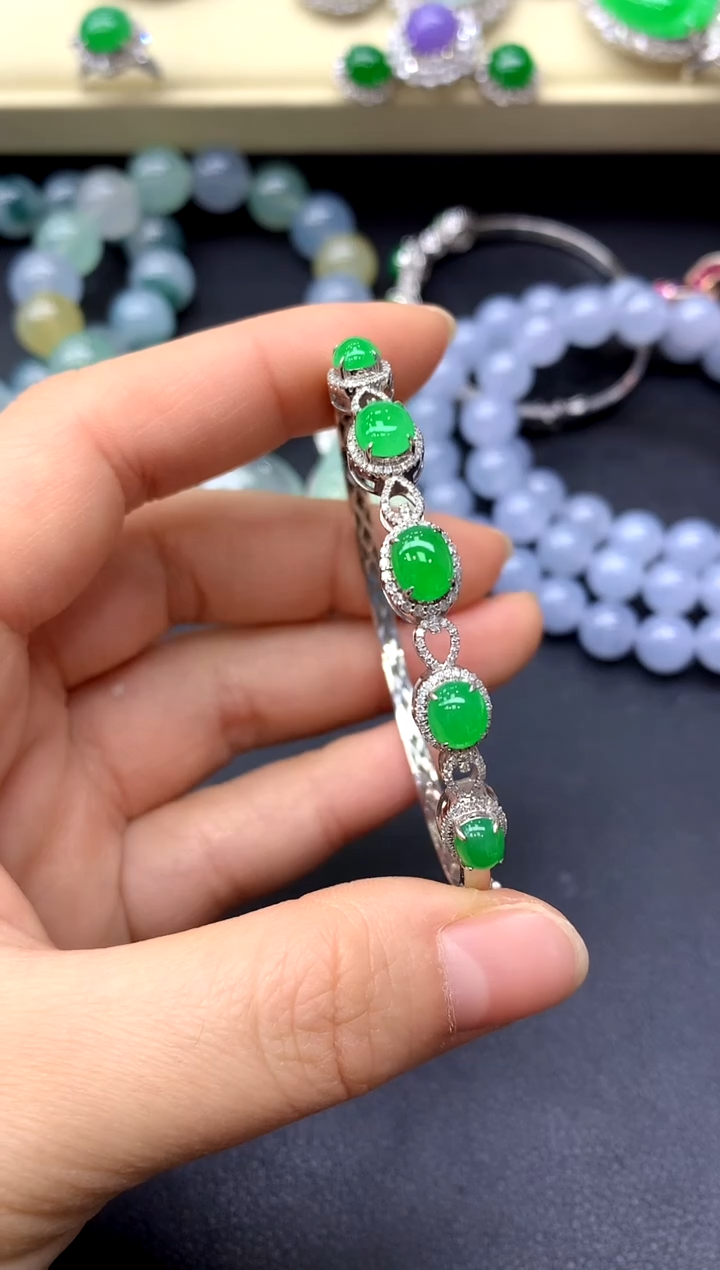 18K金镶嵌手镯翡翠173-中国好珍宝