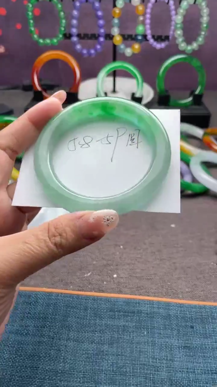 非金属仿水晶手镯