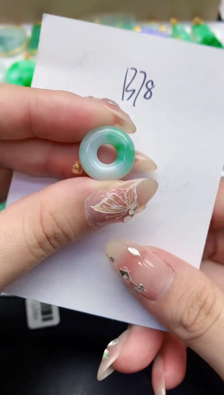 【闪购商品】翡翠颈饰18K金镶嵌00000000000