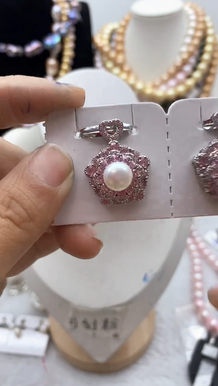 【闪购商品】淡水珍珠颈饰钛钢131