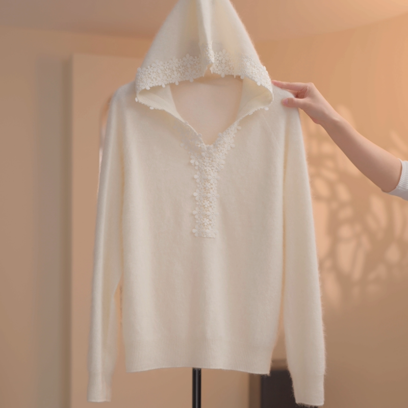 【媛媛】【山羊绒+高支澳毛】设计感甜美蕾丝拼接连帽针织衫-Y19158