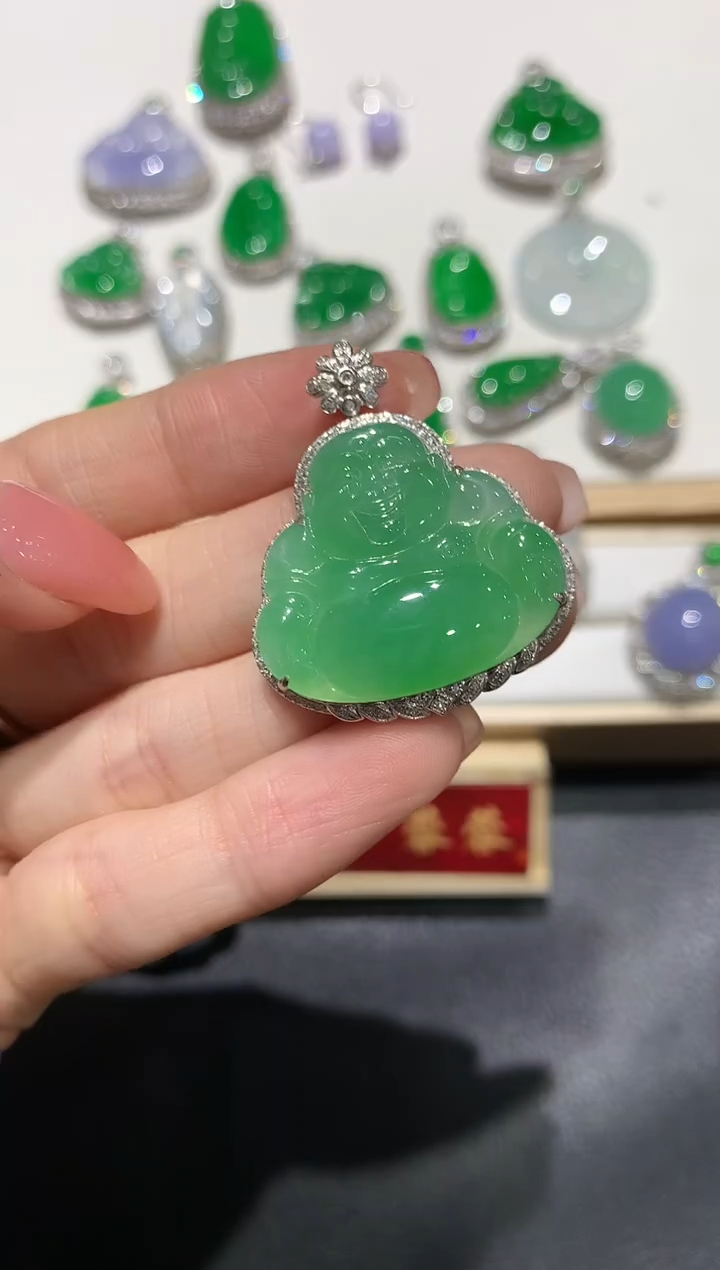 【闪购商品】翡翠吊坠(不含链)18K金镶嵌团购3