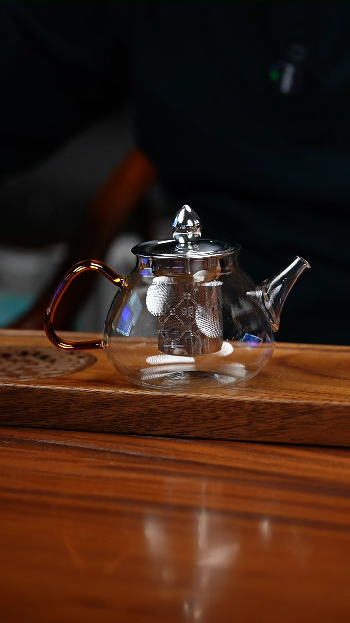 明信唐B-03唬迫色小壶