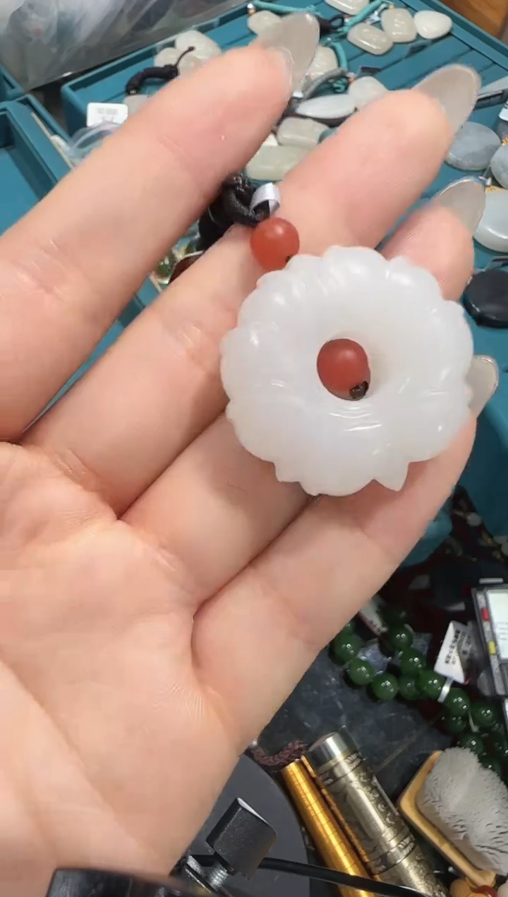 【闪购商品】和田玉吊坠/多样性发未镶嵌R275