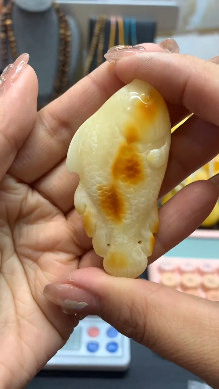 【闪购商品】琥珀珠宝奇石未镶嵌161