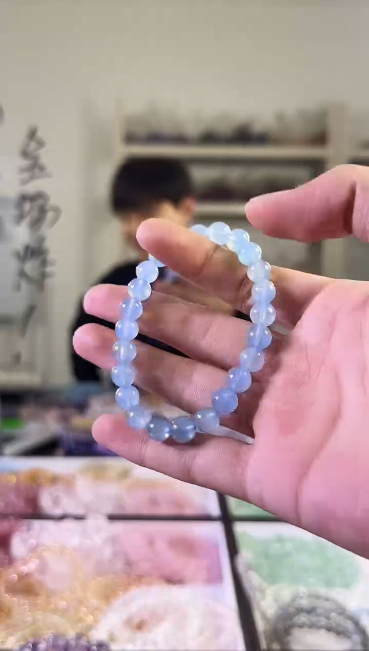 【闪购商品】水晶手链未镶嵌小凯总-海蓝宝7mm