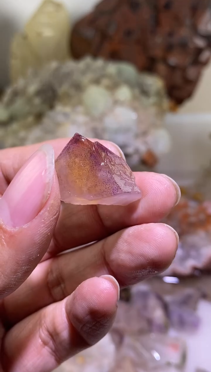未镶嵌珠宝半成品水晶122号四川美姑花园水晶