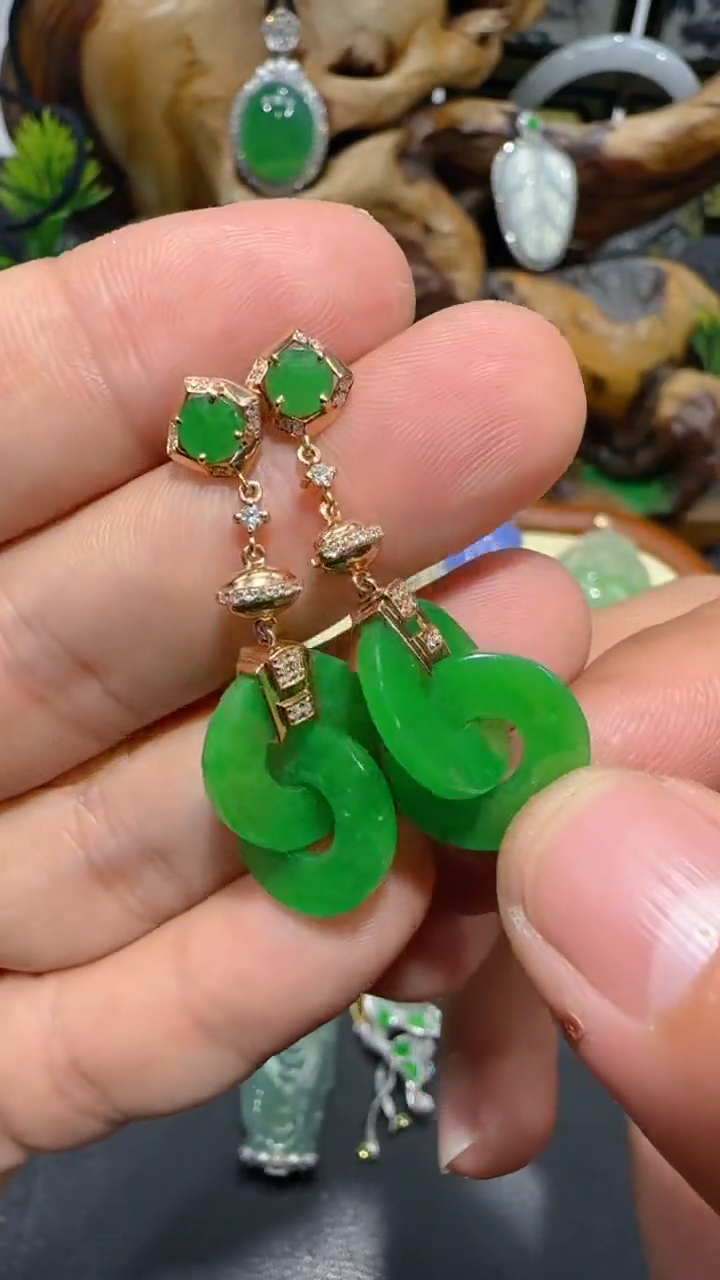 【闪购商品】翡翠耳饰18K金镶嵌耳饰