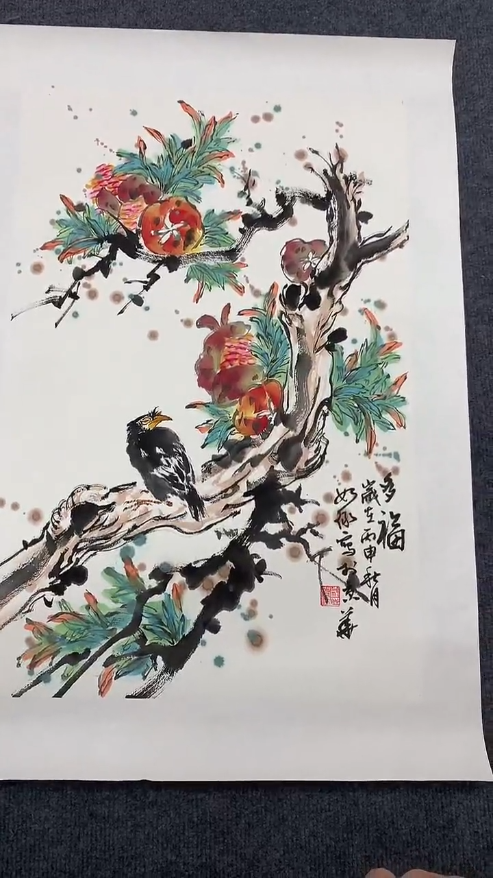 竖款精品开三花鸟，多福